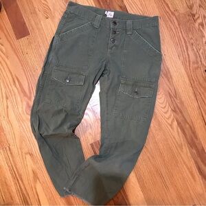 ▪️Joie Army Green Cropped Pants